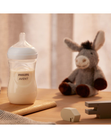 PHILIPS AVENT NATURAL RESPONSE BUTELIUKŲ RINKINYS, 260 ML, 1 MĖN.+, 3 VNT., BALTI