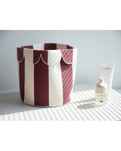 CHILDHOME Priekšmetu un Rotaļlietu Glabāšanas Grozs Biscuit Dreams 20x25 cm, Burgundijas