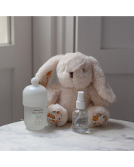 SUAVINEX BABY COLOGNE DĀVANU KOMPLEKTS: SMARŽŪDENS ZĪDAIŅIEM 100 ML UN 50 ML, PLĪŠA TRUSĪTIS